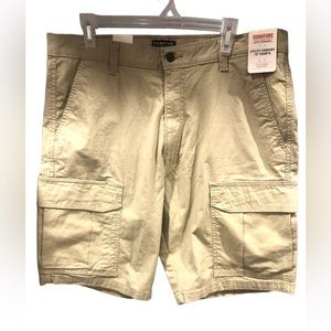 Not for sale. Signature Levi Strauss. Utility Comfort 10” shorts. Size 36. NWT.